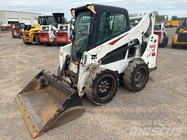 Bobcat S570 Skid steer mini nakladalci
