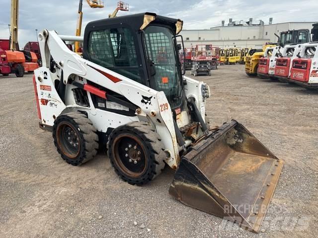 Bobcat S570 Skid steer mini nakladalci