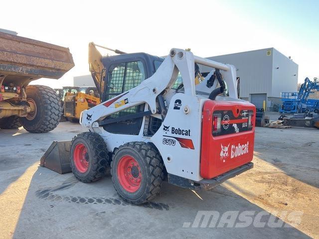 Bobcat S570 Skid steer mini nakladalci
