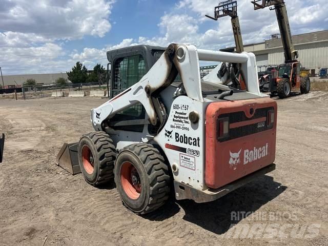 Bobcat S650 Skid steer mini nakladalci