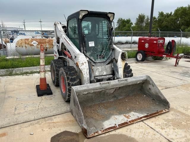 Bobcat S650 Skid steer mini nakladalci