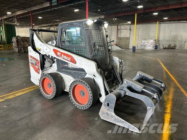 Bobcat S66 Skid steer mini nakladalci
