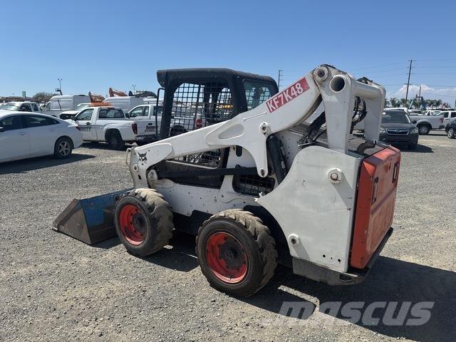 Bobcat S750 Skid steer mini nakladalci