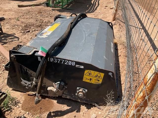 Bobcat SWB60 Cestni pometači