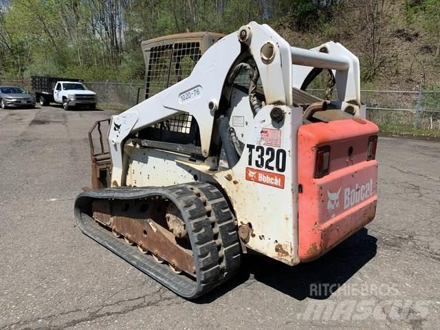 Bobcat T320 Skid steer mini nakladalci