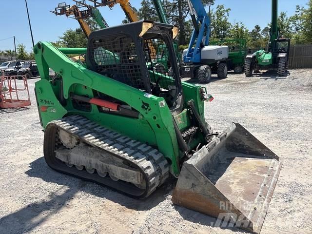 Bobcat T740 Skid steer mini nakladalci