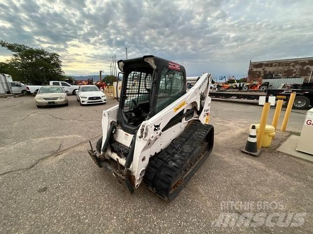 Bobcat T740 Skid steer mini nakladalci