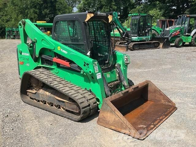 Bobcat T740 Skid steer mini nakladalci