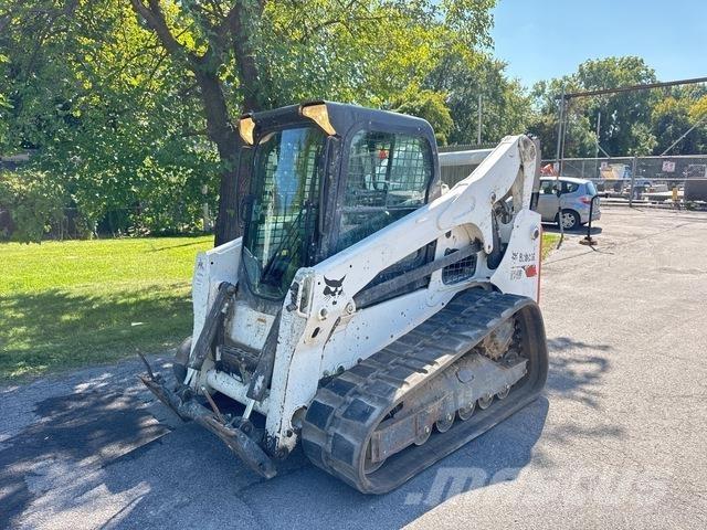Bobcat T740 Skid steer mini nakladalci