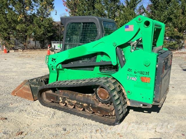 Bobcat T740 Skid steer mini nakladalci