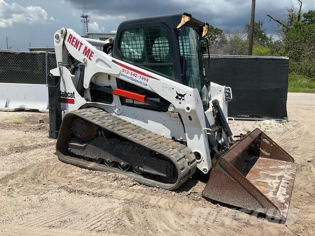 Bobcat T750 Skid steer mini nakladalci