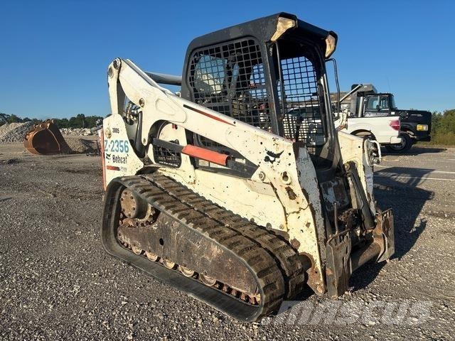 Bobcat T750 Skid steer mini nakladalci