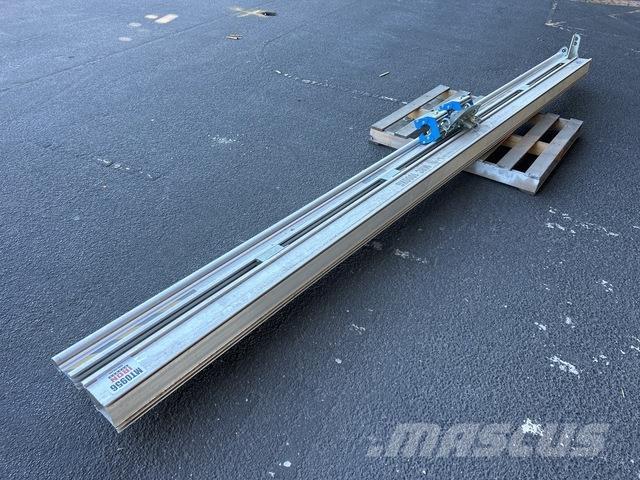  Bomac Konzolni žerjavi