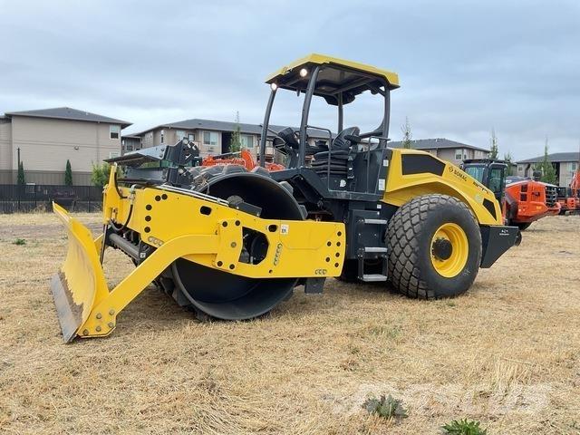 Bomag BW213DH Enojni valjarji
