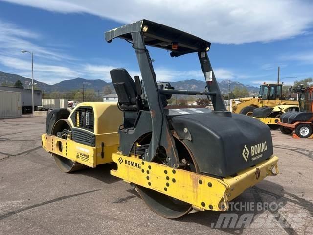 Bomag BW266AD Kolesni valjarji s pnevmatikami
