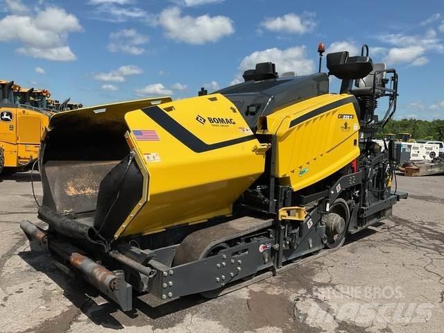 Bomag CR-820T Asfaltni finišerji