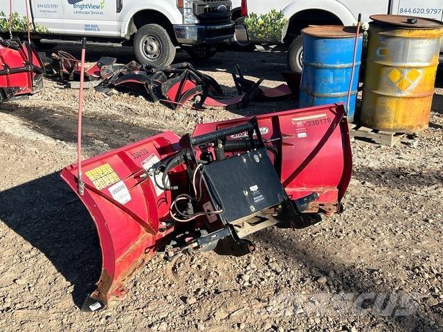 Boss XT Snežne deske in plugi