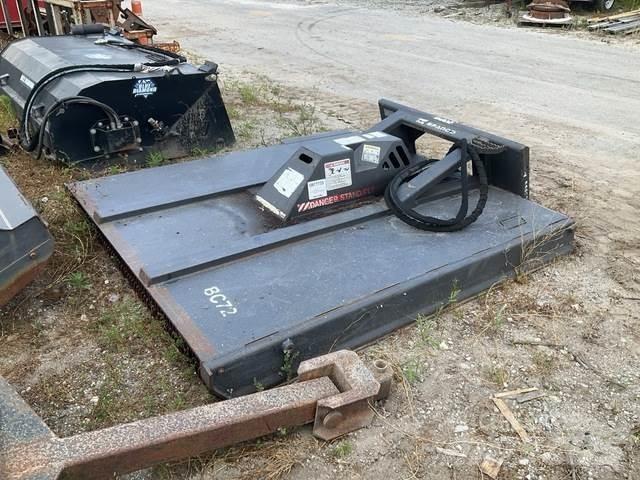 Bradco 15330 Vrtni traktor kosilnice