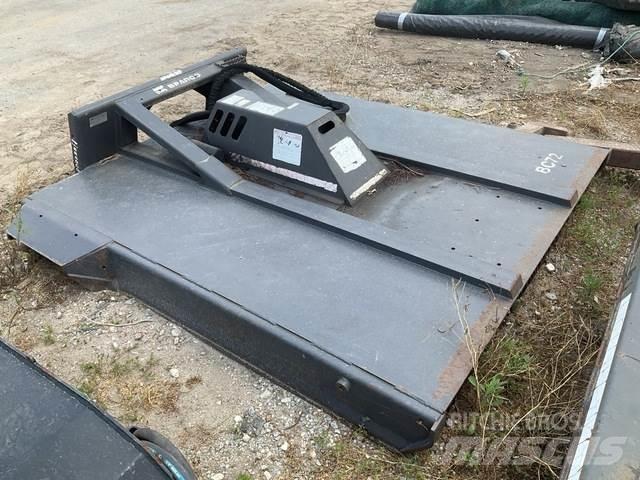 Bradco 15330 Vrtni traktor kosilnice