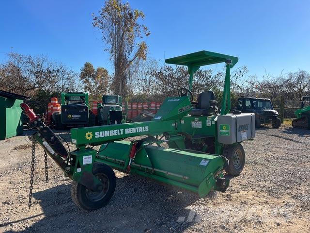 Broce BW260 Stroji za notranje pometanje