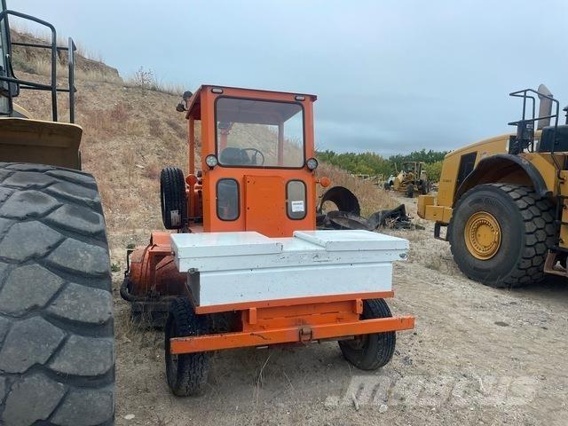 Broce RJ300 Stroji za notranje pometanje