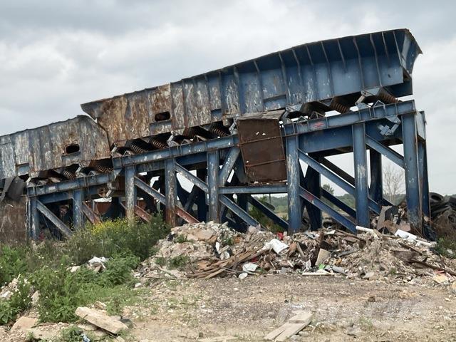  C&D Rezervni deli za opremo za kamnolome, ravnanje z odpadki in recikliranje