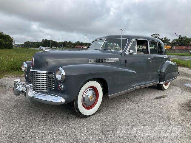 Cadillac  Avtomobili