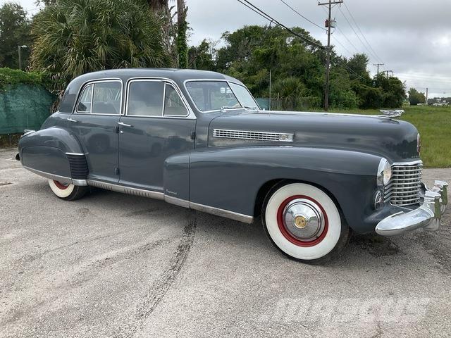 Cadillac  Avtomobili