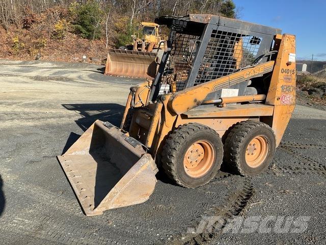 CASE 1840 Skid steer mini nakladalci