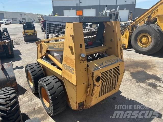 CASE 1845C Skid steer mini nakladalci