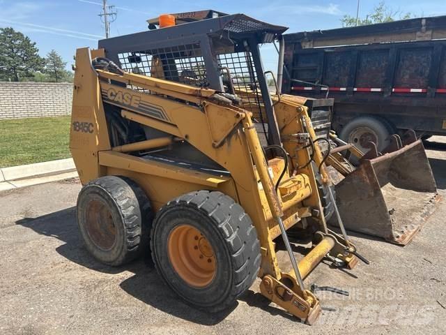 CASE 1845C Skid steer mini nakladalci