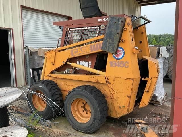 CASE 1845C Skid steer mini nakladalci