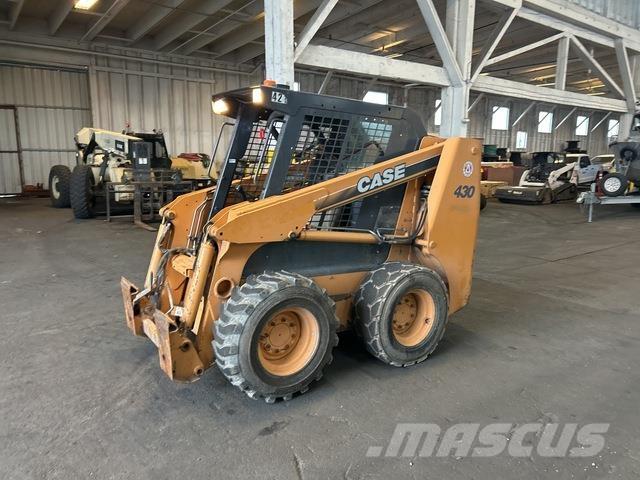 CASE 430 Skid steer mini nakladalci