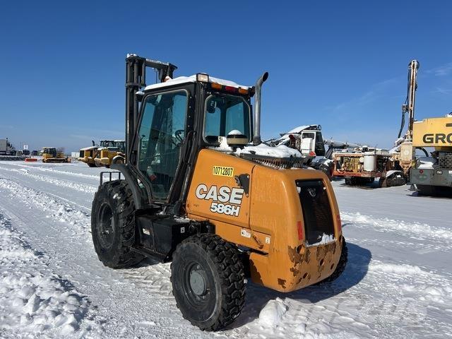 CASE 586H Terenski viličar