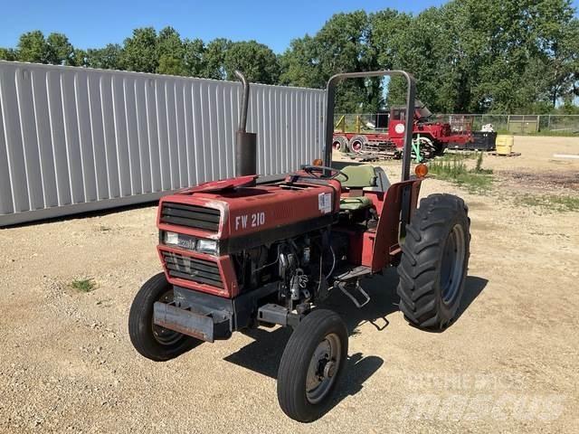 Case IH 385 Traktorji