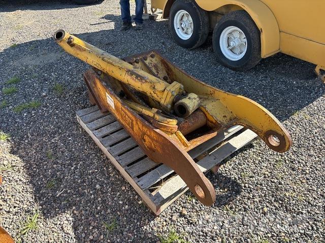 CAT  Bagri goseničarji