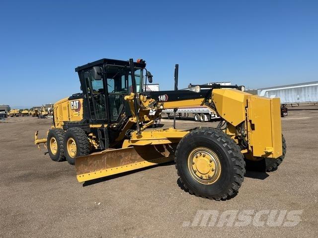 CAT 140 Grederji