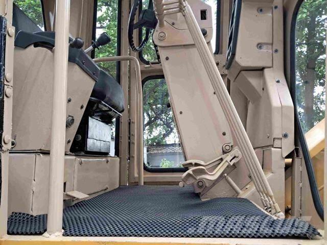CAT 140H Grederji