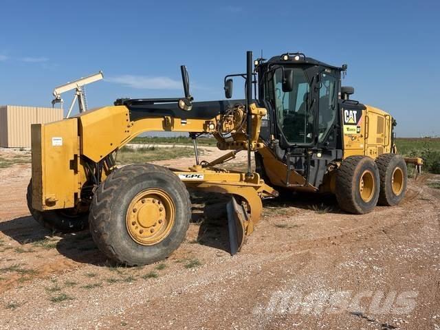 CAT 140M2 AWD Grederji