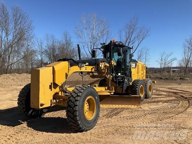 CAT 140M3 Grederji