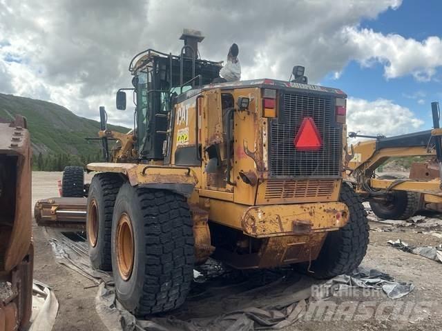 CAT 16M Grederji
