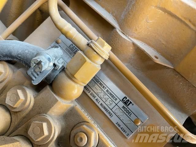 CAT 216B3 Skid steer mini nakladalci