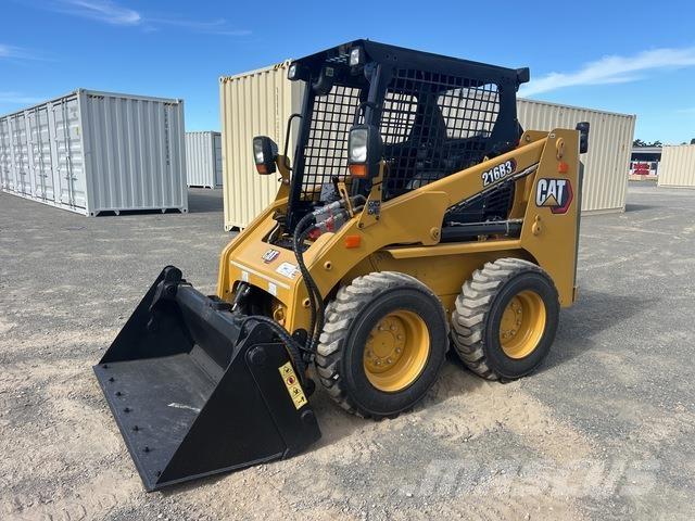 CAT 216B3 Skid steer mini nakladalci