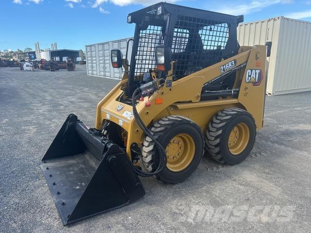 CAT 216B3 Skid steer mini nakladalci