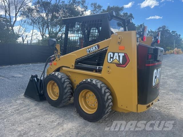 CAT 216B3 Skid steer mini nakladalci