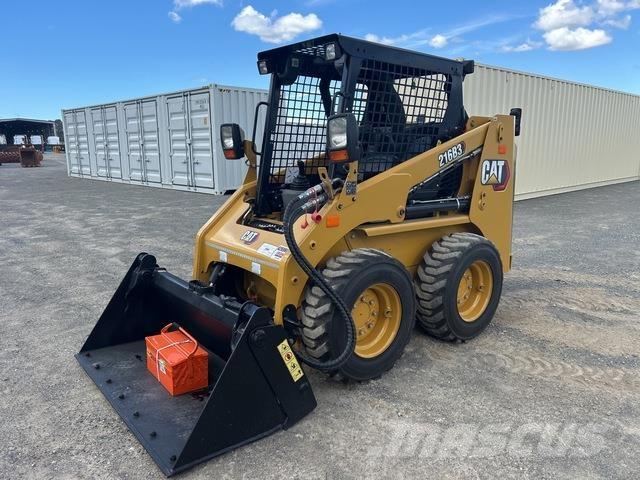 CAT 216B3 Skid steer mini nakladalci