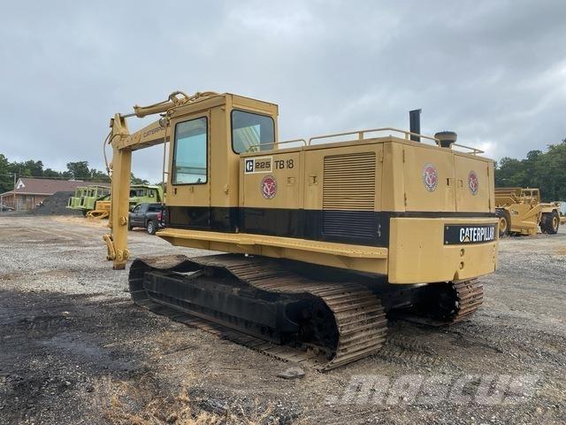 CAT 225 Bagri goseničarji