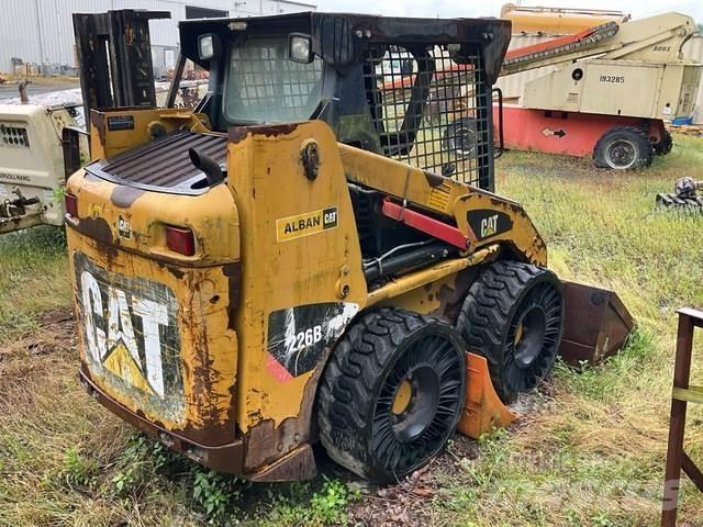 CAT 226B Skid steer mini nakladalci