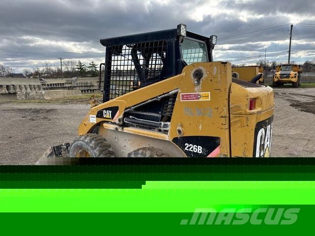 CAT 226B 2 Skid steer mini nakladalci
