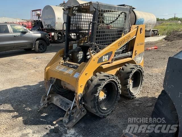 CAT 226B3 Skid steer mini nakladalci